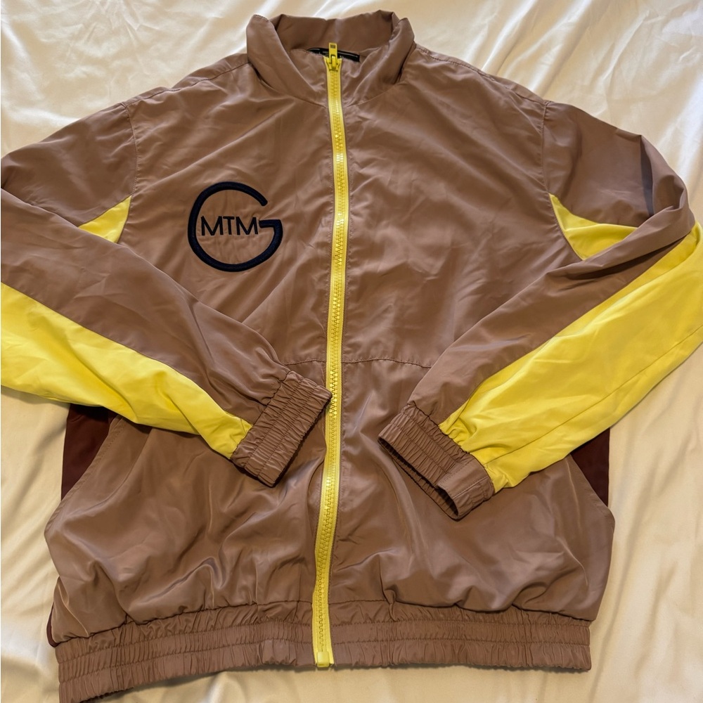 Forever 21 windbreaker size Medium